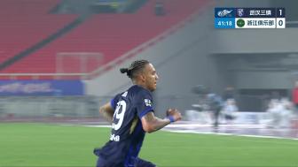 雨戰破局 武漢三鎮2-0浙江 積分轉正