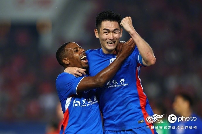 特謝拉造點(diǎn)吳曦命中，申花客場(chǎng)3-0完勝河南