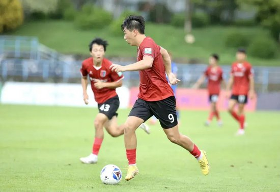 廣州蒲公英3-0泉州取關鍵三分 距爭冠組僅差1分