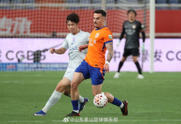 克雷桑帽子戲法 澤卡傳射 山東泰山主場4-1斬殺申花