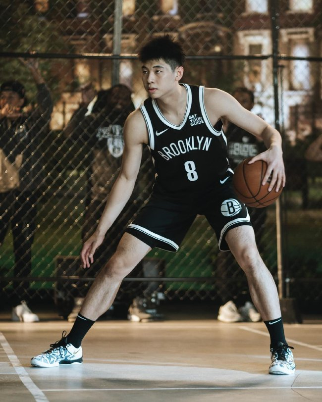 崔永熙4分鐘5分 兩記接鍋球成季前賽亮點