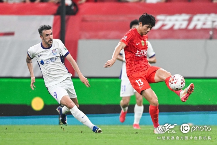 萊昂納多破門難救主 海港主場1-1憾平津門虎
